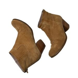 GARNET Hill Camel Suede Back Zip Round Toe Booties 2.3 Inch Heel Size 7 1/2